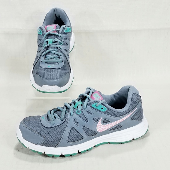 nike revolution 2 white